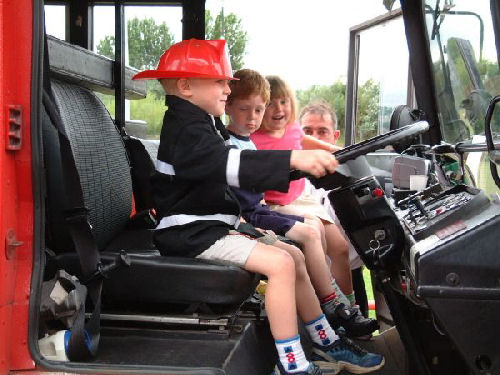 Pink Fire Engine limo hire